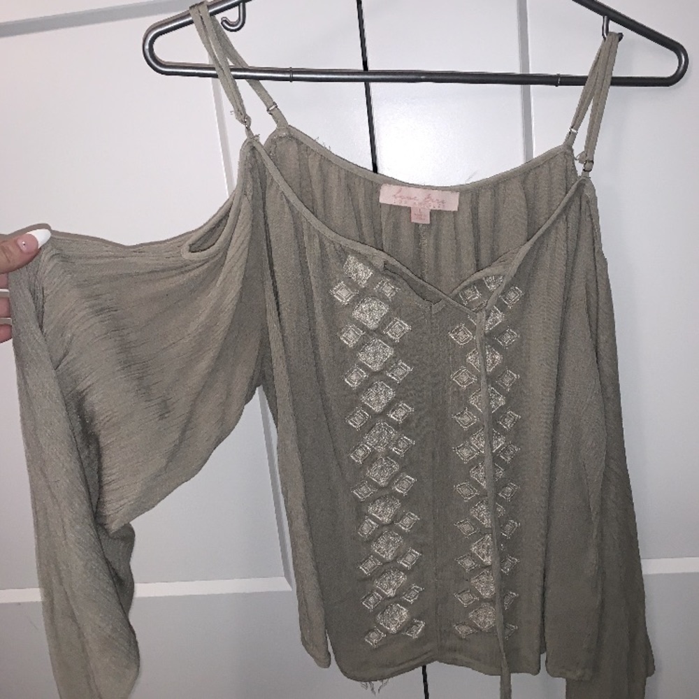 Long sleeve top